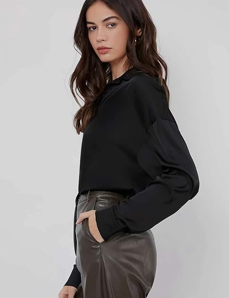 Laila™ | ELEGANT V-NECK SATIN TOP