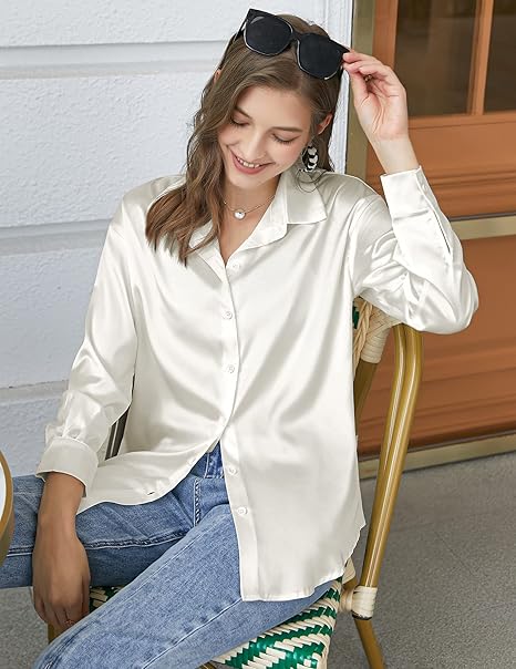 Laila™ | ELEGANT V-NECK SATIN TOP