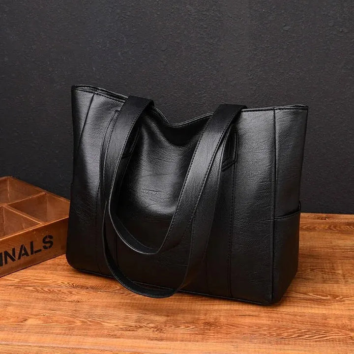 Vivian | ELEGANT LEATHER SHOULDER BAG